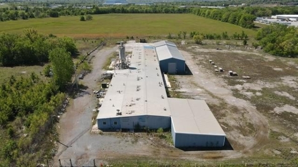 Listing Image #1 - Others for sale at 611 Azalea Drive, Muskogee OK 74401
