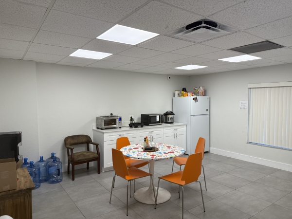Listing Image #3 - Office for sale at 3015 N Ocean Blvd. #C106, Ft. Lauderdale, FL FL 33308