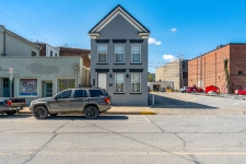 Listing Image #2 - Multi-family for sale at 207 Bank St, New Albany IN 47150