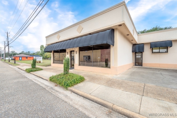 Listing Image #1 - Industrial for sale at 300-322 BUFORD Street, Elba AL 36323 Listing Image #1 - Industrial for sale at 300-322 BUFORD Street, Elba AL 36323