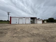 Industrial property for sale in Palestine, TX