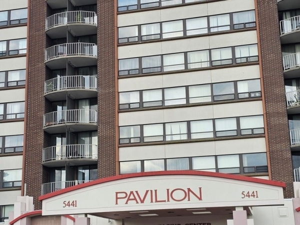 Listing Image #1 - Others for sale at 5441 N East River Road #106, Chicago IL 60656