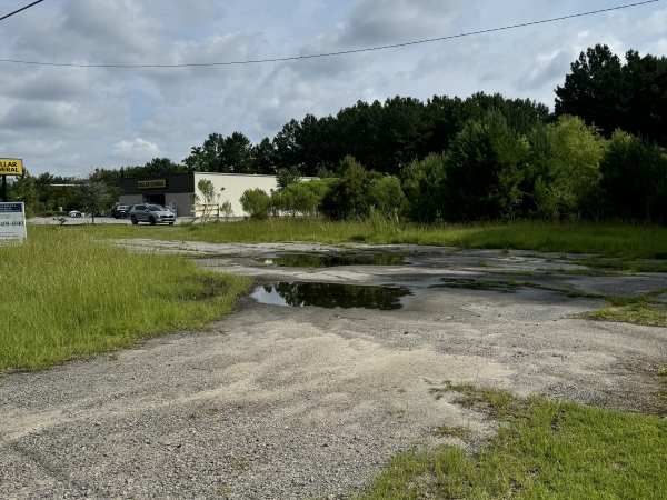 Listing Image #1 - Land for sale at 4620 East Oglethorpe Hwy, Hinesville GA 31313 Listing Image #1 - Land for sale at 4620 East Oglethorpe Hwy, Hinesville GA 31313