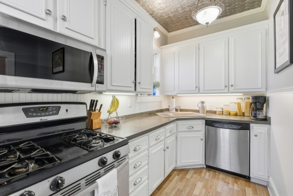 Listing Image #3 - Hotel for sale at 1625 3rd Ave, Anoka MN 55303