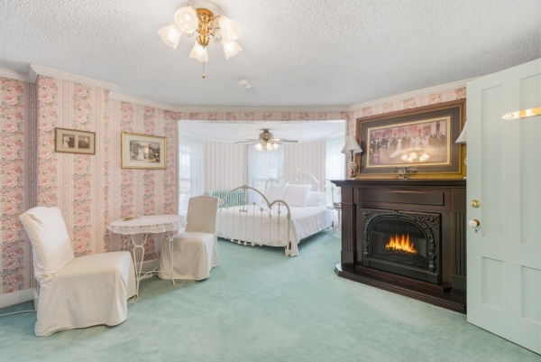 Listing Image #4 - Hotel for sale at 1625 3rd Ave, Anoka MN 55303