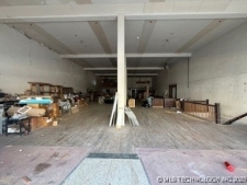 Listing Image #3 - Retail for sale at 305 N Main Street, Bristow OK 74010