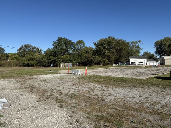 Listing Image #3 - Retail for sale at 33518  Jefferson, Rockwood MI 48173