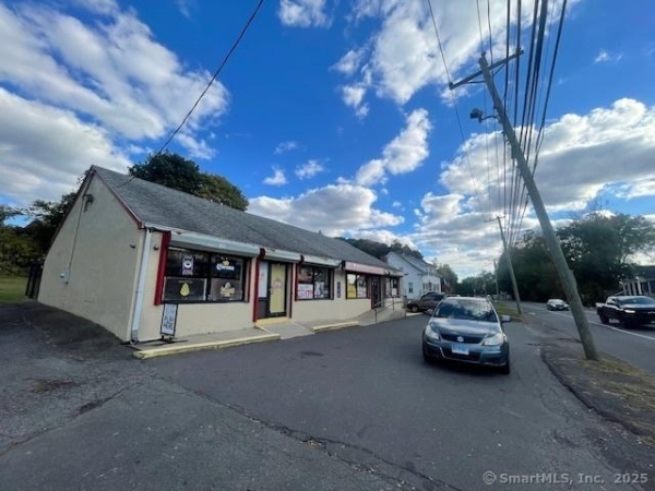 Listing Image #2 - Others for sale at 854 Hanover Road, Meriden CT 06451