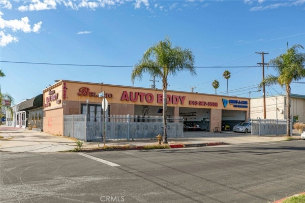 Listing Image #2 - Others for sale at 10837 Burbank, North Hollywood CA 91601