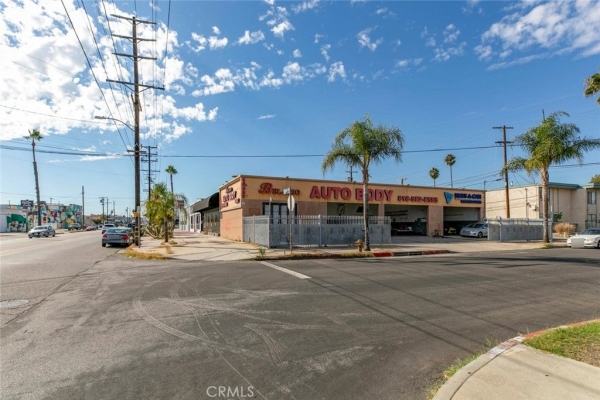 Listing Image #3 - Others for sale at 10837 Burbank, North Hollywood CA 91601