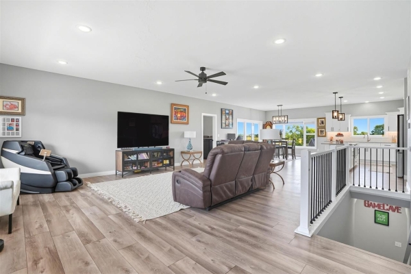 Listing Image #3 - Others for sale at 600 Majestic Oak Ridge, Solon IA 52333