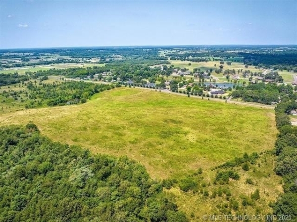Listing Image #3 - Others for sale at 891 W Allen Road, Tahlequah OK 74464 Listing Image #3 - Others for sale at 891 W Allen Road, Tahlequah OK 74464