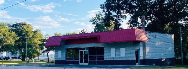 Listing Image #1 - Retail for sale at 12114 Nc Highway 306 S, Minnesott Beach NC 28510