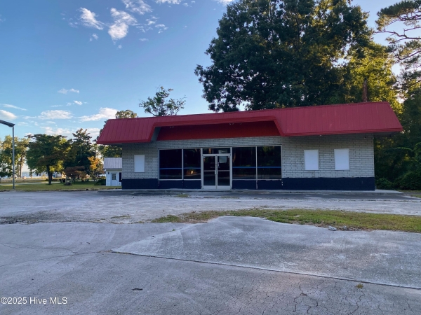 Listing Image #2 - Retail for sale at 12114 Nc Highway 306 S, Minnesott Beach NC 28510