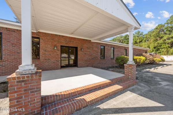 Listing Image #3 - Others for sale at 441 Kinston Highway, Richlands NC 28574