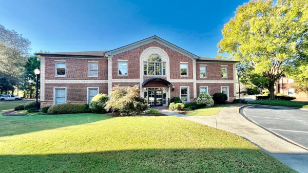 Listing Image #1 - Office for sale at 4080 McGinnis Ferry Road, Building 300, Alpharetta GA 30005