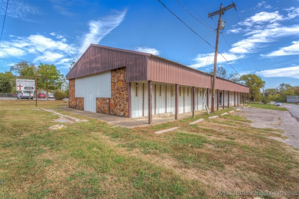 Listing Image #3 - Others for sale at 9835 S Frankoma Road, Sapulpa OK 74066 Listing Image #3 - Others for sale at 9835 S Frankoma Road, Sapulpa OK 74066