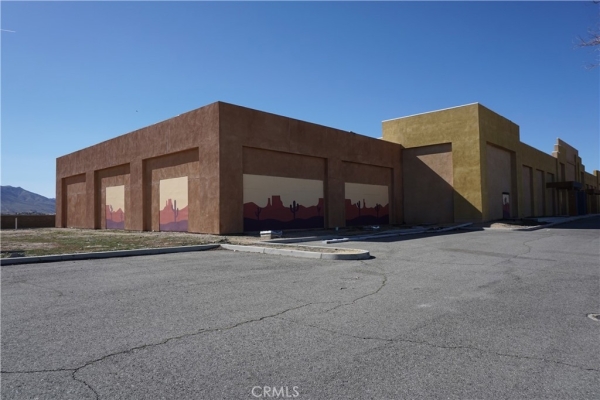 Listing Image #2 - Retail for sale at 22311 Bear Valley, Apple Valley CA 92308
