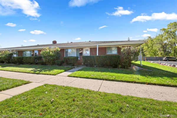 Listing Image #2 - Others for sale at 7305 Arno Avenue, Allen Park MI 48101 Listing Image #2 - Others for sale at 7305 Arno Avenue, Allen Park MI 48101