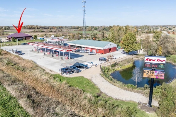 Listing Image #3 - Others for sale at 8540 Bison Road, Larsen WI 54947