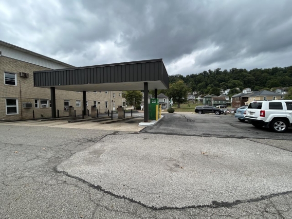 Listing Image #5 - Retail for sale at 3265 Main Street, Weirton WV 26062