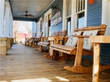Listing Image #3 - Bed Breakfast for sale at 100 Washington Street, Mountain View AR 72560 Listing Image #3 - Bed Breakfast for sale at 100 Washington Street, Mountain View AR 72560