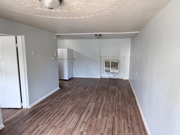 Listing Image #3 - Multi-family for sale at 1842 Grace Rd, Akron OH 44312 Listing Image #3 - Multi-family for sale at 1842 Grace Rd, Akron OH 44312