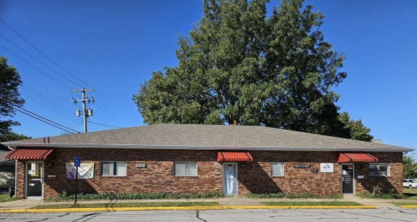 Listing Image #1 - Office for sale at 203 South Washington Avenue, Aurora MO 65605 Listing Image #1 - Office for sale at 203 South Washington Avenue, Aurora MO 65605