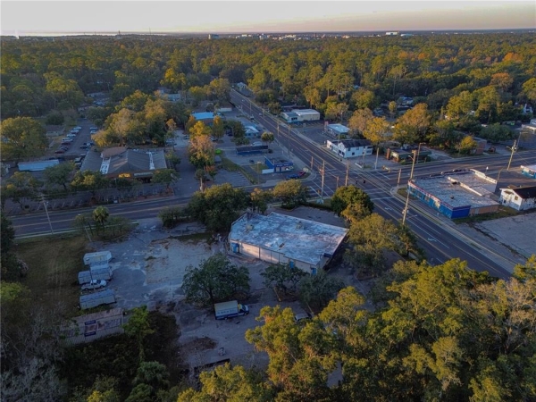 Listing Image #2 - Retail for sale at 2301 NW 6th Street, Gainesville FL 32609