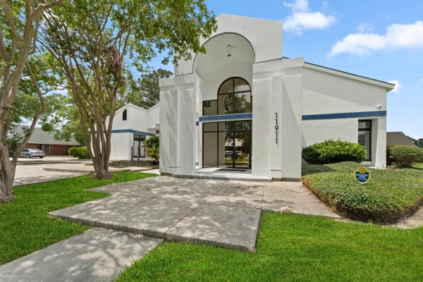 Listing Image #1 - Office for sale at 11911 Justice Ave, Baton Rouge LA 70816 Listing Image #1 - Office for sale at 11911 Justice Ave, Baton Rouge LA 70816