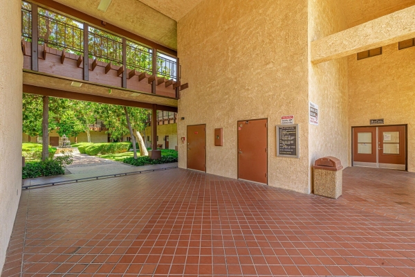 Listing Image #3 - Others for sale at 44725 10th Street 290, Lancaster CA 93534