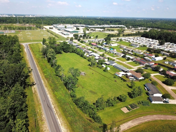 Listing Image #1 - Land for sale at 8440 S St Landry Ave, Gonzales LA 70737