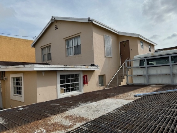 Listing Image #3 - Industrial for sale at 2484 NW 21st Ter, Miami FL 33142 Listing Image #3 - Industrial for sale at 2484 NW 21st Ter, Miami FL 33142