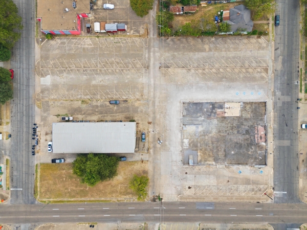 Listing Image #2 - Land for sale at 2423 Cole Ave, Waco TX 76707 Listing Image #2 - Land for sale at 2423 Cole Ave, Waco TX 76707