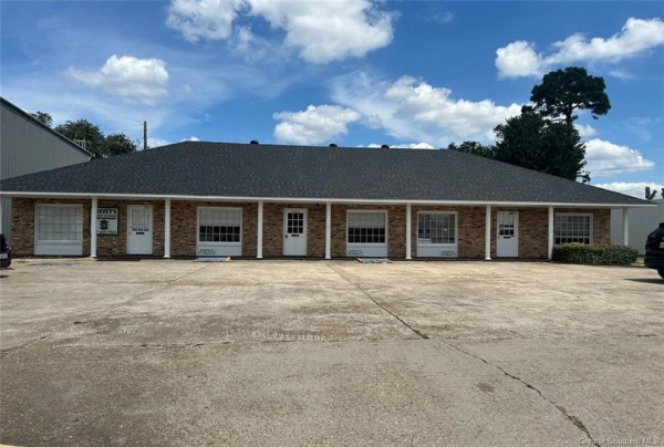 Listing Image #1 - Others for sale at 226 W Prien Lake Road W C, Lake Charles LA 70601