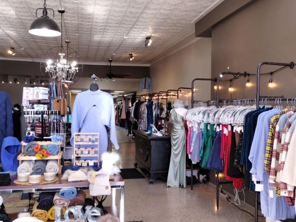 Listing Image #3 - Others for sale at 1206 Ludington, Escanaba MI 49829 Listing Image #3 - Others for sale at 1206 Ludington, Escanaba MI 49829