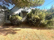 Listing Image #3 - Others for sale at 3927 E 153rd Street, Cleveland OH 44128 Listing Image #3 - Others for sale at 3927 E 153rd Street, Cleveland OH 44128