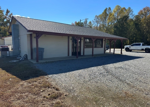 Listing Image #3 - Office for sale at 218 Roanoke Rapids Road, Gaston NC 27832 Listing Image #3 - Office for sale at 218 Roanoke Rapids Road, Gaston NC 27832