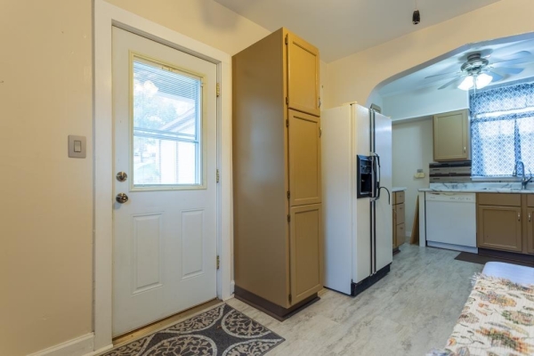 Listing Image #3 - Others for sale at 502 Wilson Avenue, Dubuque IA 52001