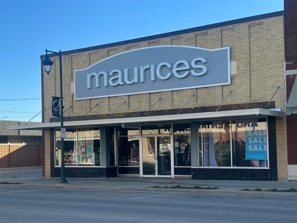 Listing Image #1 - Retail for sale at 17 North Frederick Avenue, Oelwein IA 50662 Listing Image #1 - Retail for sale at 17 North Frederick Avenue, Oelwein IA 50662