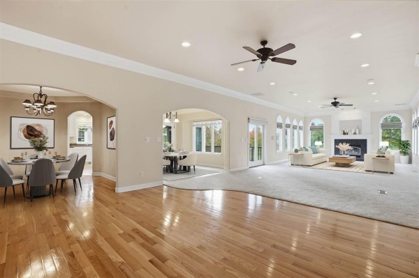 Listing Image #2 - Others for sale at 901 Barrington Rd, Iowacity IA 52245