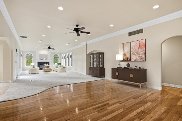 Listing Image #3 - Others for sale at 901 Barrington Rd, Iowacity IA 52245