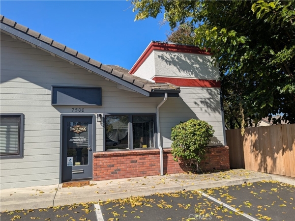 Listing Image #1 - Office for sale at 7500 Morro Road, Atascadero CA 93422