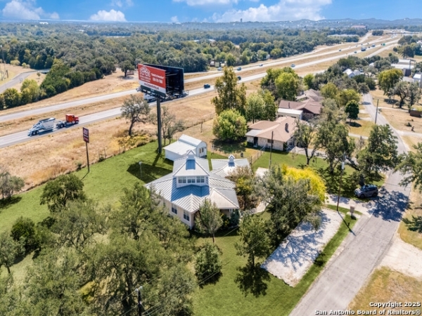 Listing Image #2 - Office for sale at 106 Austin Drive, Boerne TX 78006