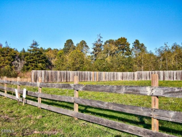 Listing Image #2 - Land for sale at 104 Dana Street, Fort Bragg CA 95437