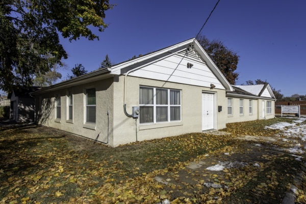 Listing Image #2 - Others for sale at 2218 Hebron Avenue, Zion IL 60099