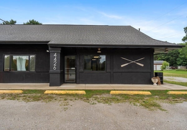 Listing Image #2 - Others for sale at 4426 E Berry Road, Pleasant Lake MI 49272 Listing Image #2 - Others for sale at 4426 E Berry Road, Pleasant Lake MI 49272