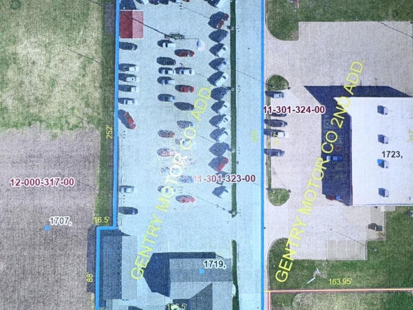 Listing Image #2 - Others for sale at 1719 E JACKSON Street, Macomb IL 61455 Listing Image #2 - Others for sale at 1719 E JACKSON Street, Macomb IL 61455