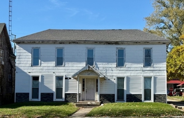 Listing Image #1 - Multi-family for sale at 215- 215 1/2 N. Main St., Kenton OH 43326