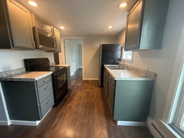 Listing Image #3 - Multi-family for sale at 215- 215 1/2 N. Main St., Kenton OH 43326